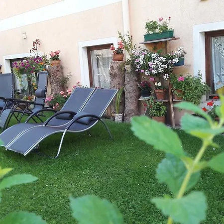 Apartment Mariandls